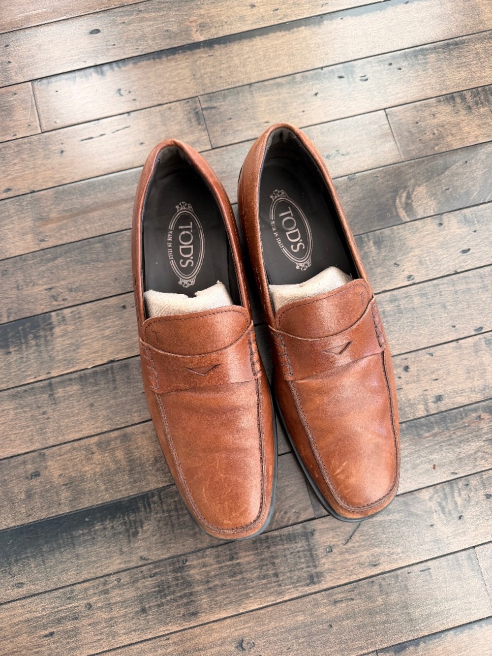 Tod’s men’s leather driving loafers